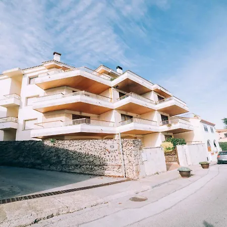 Charming In La Fosca *