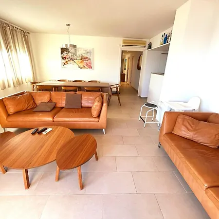 Apartamento Charming In La Fosca *