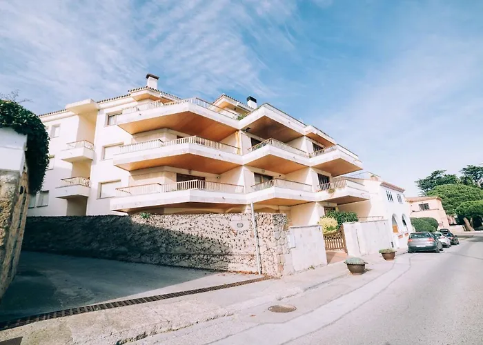 Charming In La Fosca *